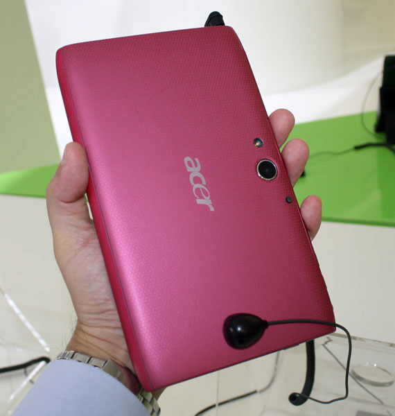 Acer Iconia Tab A100 rosso portrait