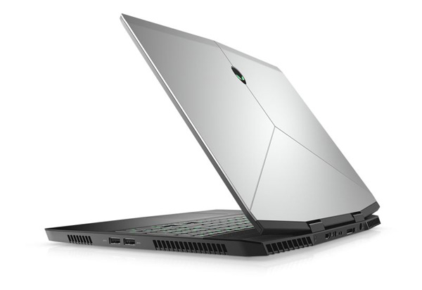 Alienware m15 