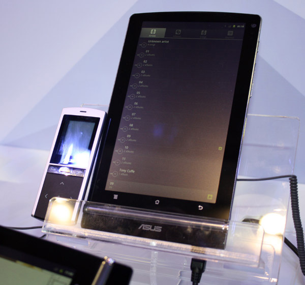 Asus Eee Memic + Eee Memo