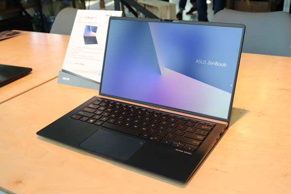 ASUS Zenbook 14 (UX433)