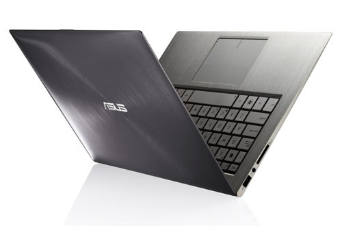 L'ultrabook Asus Zenbook in una elaborazione grafica