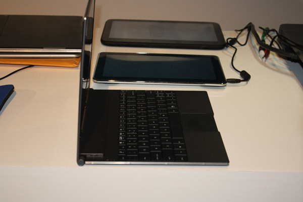 Concept di netbook fanless Intel