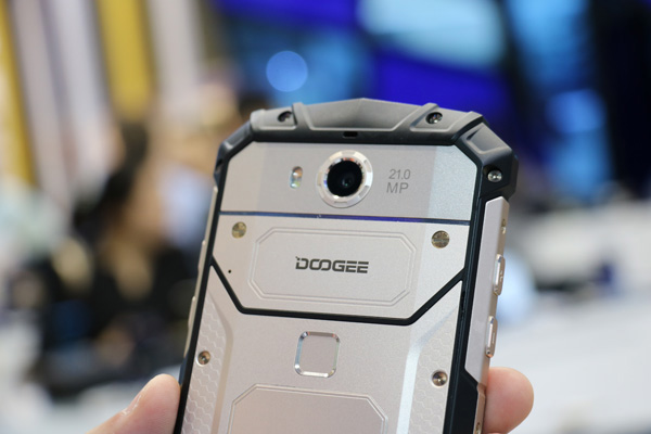 Doogee S60