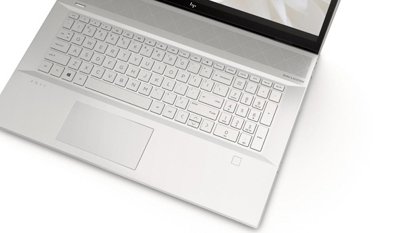 HP Envy 17