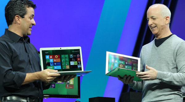 Una coppia di portatili Windows 8 esibiti al Microsoft BUILD