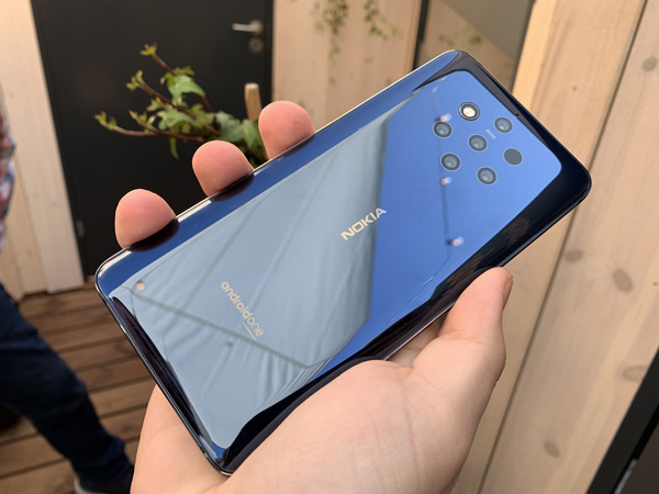 Nokia 9 PureView 