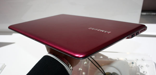 Samsung Serie 5 rosso